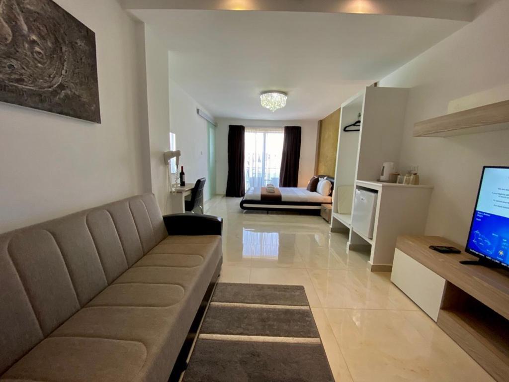 Δωμάτια σε οικογενειακή κατοικία The Pearl Suites